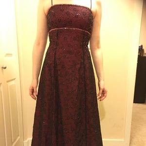 Blondie Nites Dark Red Beaded Prom/Formal Dress